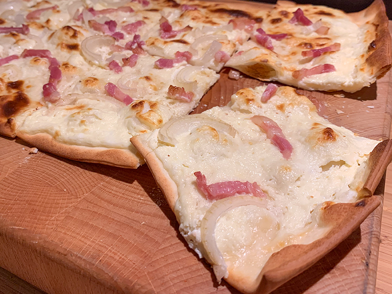 Flammkuchen of Tarte Flambée