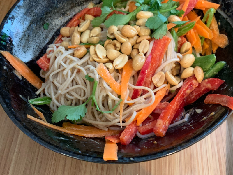 Noodle bowl met tahini